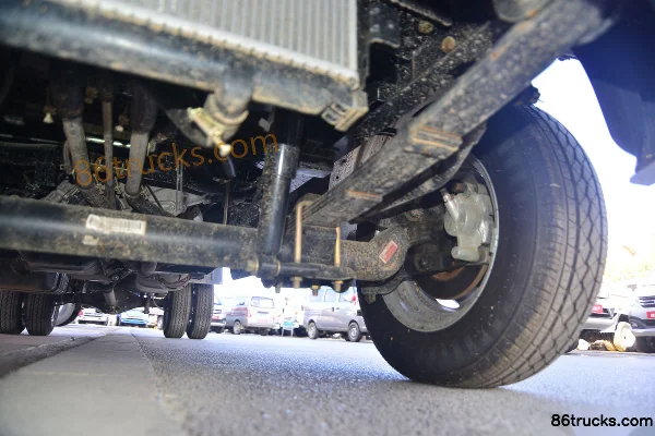 Changan Kuayue Wang X1 édition standard 1,3 L essence 91 ch 4X2(6 roues) Camion micro fourgon double cabine 2,535 m (China VI) Châssis (3)