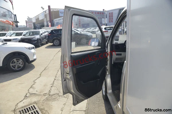 Karry Youjin 2019 Standard 1.3L 82hp 4X2(6 wheels) Gasoline 2.9m Single Row Box Mini Truck Cab (1) | 86Trucks