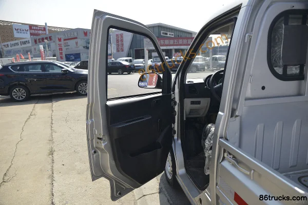 Karry Youjin Fortune Type 1.5L 116hp 4X2(6 wheels) Gasoline 3m Single Row Flatbed Mini Truck (China VI) Cab (1) | 86Trucks