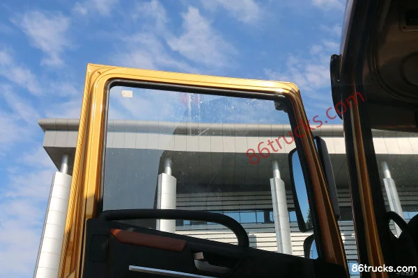 Hualing Hanma H7 camion lourd 450 ch 6X4(10 roues) tracteur routier (16 vitesses) Cabine (2) | 86Trucks