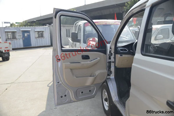 Changan Kuayue Wang X3 Standard Edition 1.6L Gasoline 122hp 4X2(6 wheels) 2.71m Double Row Flatbed Mini Truck (Single Rear Wheel) (China VI)