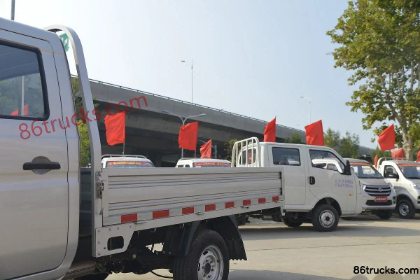 Changan Kuayue Wang X3 Standard Edition 1.6L Gasoline 122hp 4X2(6 wheels) 2.71m Double Row Flatbed Mini Truck (Single Rear Wheel) (China VI)