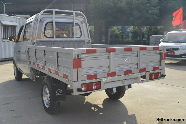 Changan Kuayue Xinbao T3 Standard Edition 1.3L Gasoline 91hp 4X2(6 wheels) 2.22m Double Row Flatbed Micro Truck (Single Rear Wheel) Body (3)