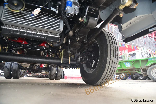 Tangjun Ouling Small BMW 68 hp 4X2(6 wheels) 2.95m Dump Truck Chassis (3) | 86Trucks