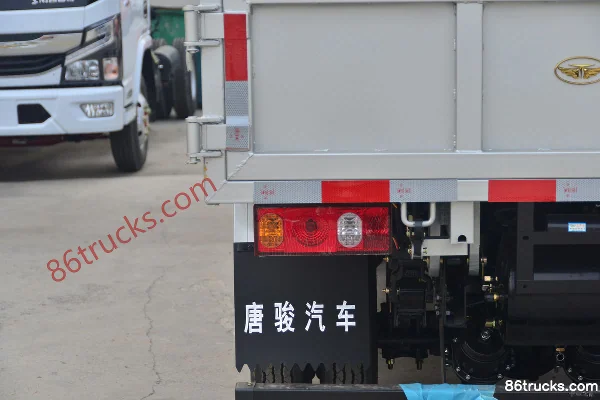 Tangjun Ouling Small BMW 68 hp 4X2(6 wheels) 2.95m Dump Truck Body (3) | 86Trucks