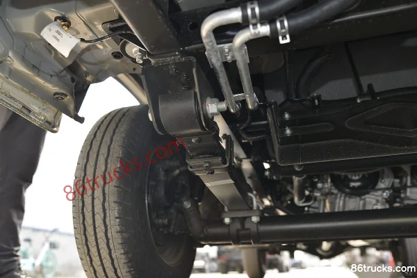 Foton Xiangling M1 Confort 1.6L 122 ch 4X2(6 roues) essence 2,55 m camion plateau micro double cabine Châssis (2) | 86Trucks