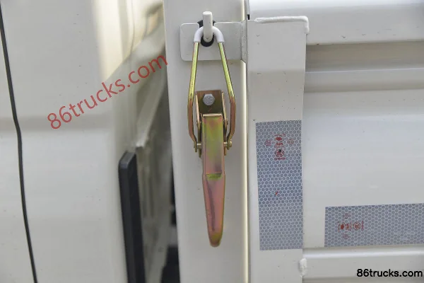Foton Xiangling M1 Confort 1.6L 122 ch 4X2(6 roues) essence 2,55 m camion plateau micro double cabine Carrosserie (3) | 86Trucks
