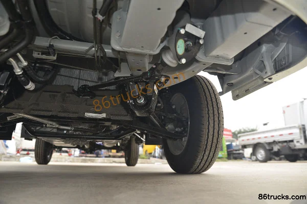 Foton Xiangling M1 1.5L 115 ch 4X2(6 roues) essence 2,82 m micro camion plateau simple cabine (China VI) Châssis (3) | 86Trucks