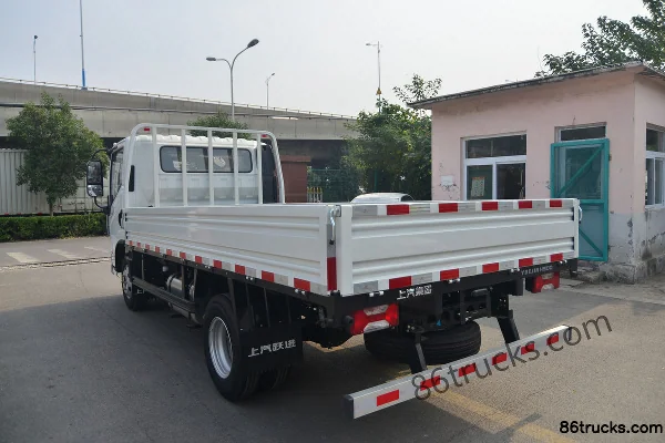 Yuejin Beyond H500 170hp 4X2(6 wheels) 5.2m Single Row Flatbed Light Truck (China VI) Body (3) | 86Trucks