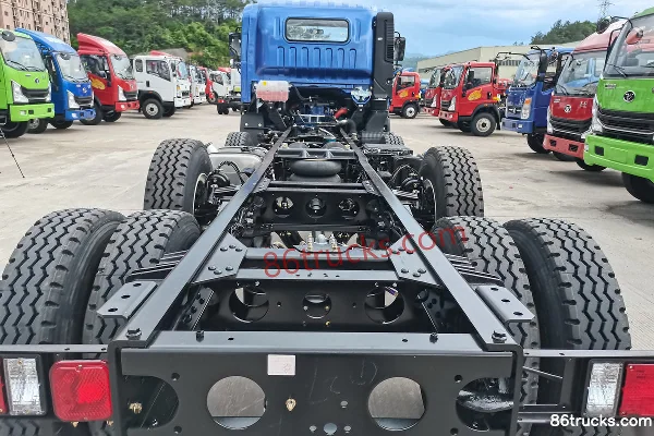 Sinotruk Haoman H3 220 hp 8X2(10 wheels) 6.8m Dump Truck Chassis (1) | 86Trucks