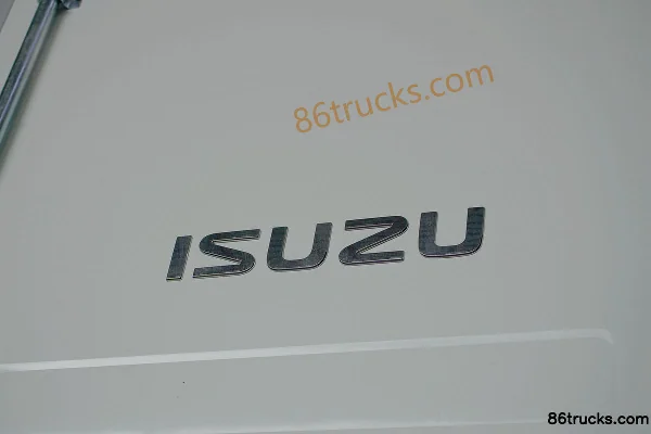 Qingling Isuzu M100 120 hp 4X2(6 wheels) 4.13 m single-row van light truck (China VI) Body (2) | 86Trucks