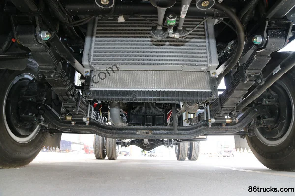 Sinotruk HOWO Tongshuai 154 hp 4X2(6 wheels) 3.85m Flatbed Light Truck with Half Cab (10-speed) Chassis (1) | 86Trucks
