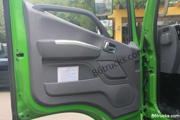 Foton Dajingang ES3 131 ch 4X2(6 roues) camion benne 3,6 m Cabine (2) | 86Trucks