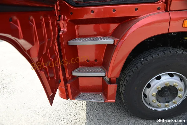 FAW Jiefang Qingdao JH6 Heavy Truck Leading Edition 2.0 290hp 6X2(8 wheels) 8.6m Stake Truck Cab (2) | 86Trucks