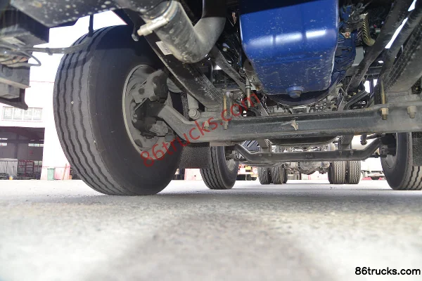 FAW Jiefang Qingdao JH6 Heavy Truck Zhizun Edition 2.0 460 hp 8X4(12 wheels) 8.6m Stake Truck (Axle Ratio 3.727) Chassis (2) | 86Trucks