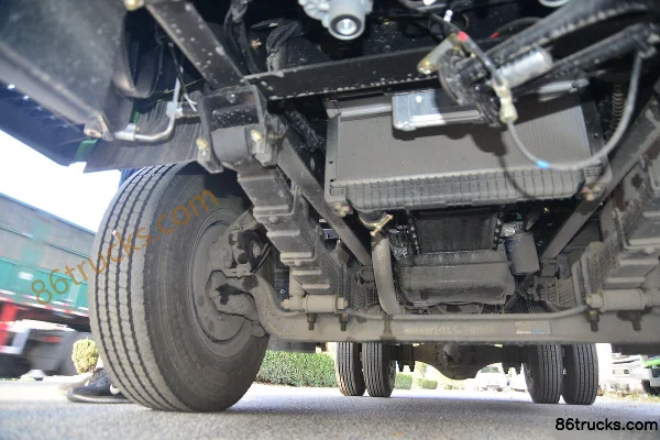 Dayun Ruisheng 116hp 4X2(6 wheels) 3.2m dump truck Chassis (2) | 86Trucks