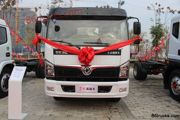 Runzhixing Runzhixing Dongfeng chassis water sprinkler truck