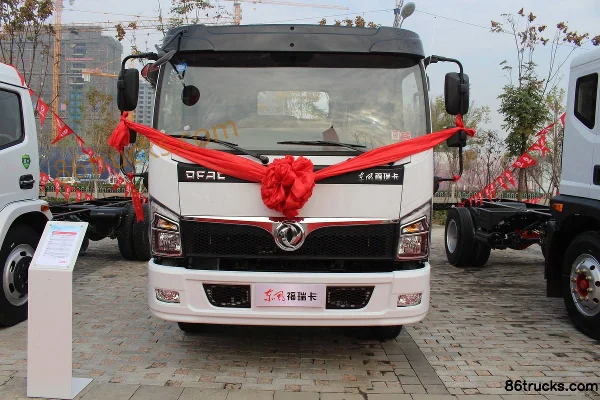 Chufei Chufei Dongfeng chassis water sprinkler truck