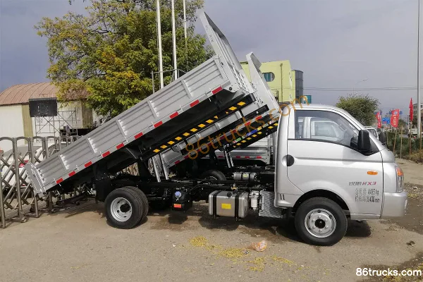 Kama Ruihang HX3 102 hp 4X2(6 wheels) 3.95m Dump Truck Exterior (2) | 86Trucks