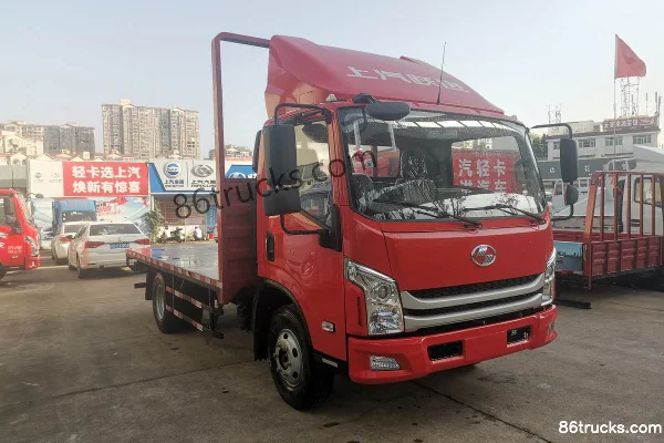 Yuejin Chaoyun C500 156hp 4X2(6 wheels) flatbed truck Exterior