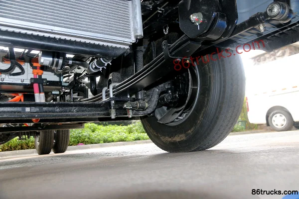 Aumark Zhiblue 4,5T 4,18 m camion porteur à ridelles électrique pur cabine simple 81,14 kWh 4X2(6 roues) Châssis (3) | 86Trucks