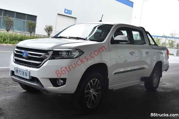 Deli Auto Deshuai U3 3.2T 4x2(6 wheels) double-row pure electric flatbed pickup 65.17kWh Cab (3) | 86Trucks