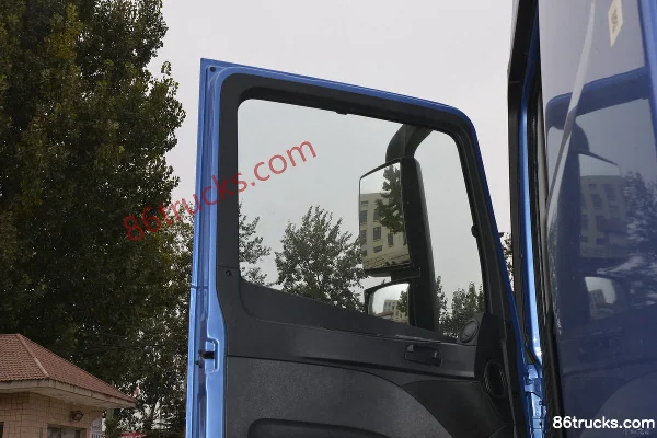 Foton Auman GTL 6-series heavy truck Zhixiang Edition 430hp 6X4(10 wheels) tractor truck Cab (2) | 86Trucks