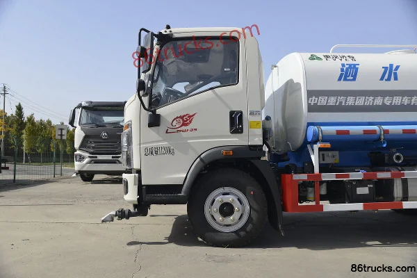 Sinotruk HOWO Hanjiang 170 hp 4X2(6 wheels) Water Sprinkler Truck (Lvye Brand) Body (2) | 86Trucks