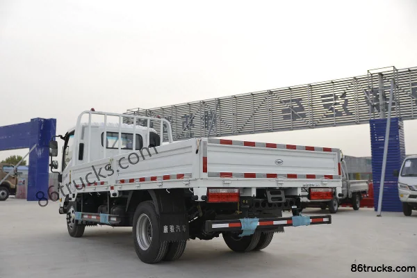Tangjun Ouling série T1 110 ch 4X2(6 roues) camion léger à plateau 4,15 m cabine simple Carrosserie (3) | 86Trucks