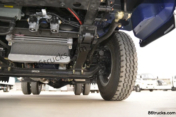 Tangjun Ouling Xiaojingang Basement Edition 110hp 4X2(6 wheels) 3.585m Dump Truck Chassis (3) | 86Trucks