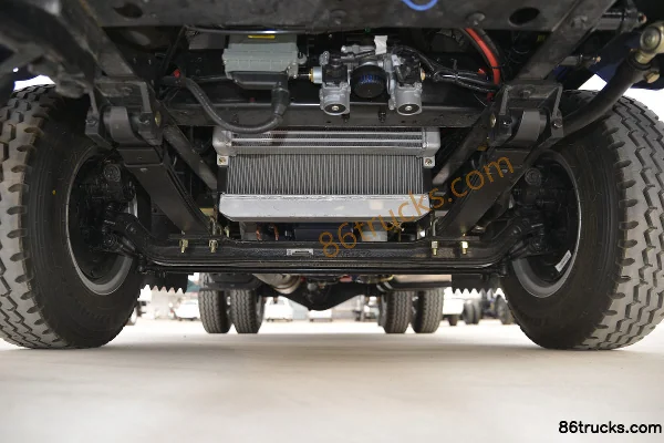 Tangjun Ouling Xiaojingang Basement Edition 110hp 4X2(6 wheels) 3.585m Dump Truck Chassis (1) | 86Trucks