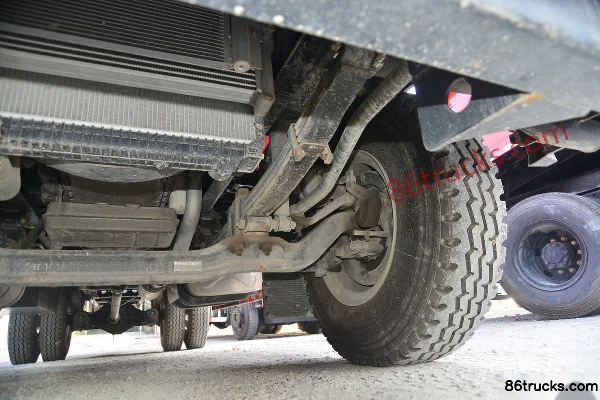 Dayun Zhisheng 200 ch 4X2(6 roues) camion porteur plateau à ridelles 6,75 m (China VI) (pont arrière 9T) Châssis (3) | 86Trucks