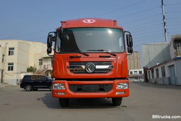 Dongfeng Duolika D9 170 hp 4X2(6 wheels) 6.8m Van Cargo Truck Exterior (2) | 86Trucks