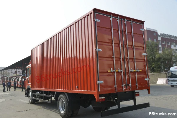 Dongfeng Duolika D9 170 hp 4X2(6 wheels) 6.8m Van Cargo Truck Body (3) | 86Trucks