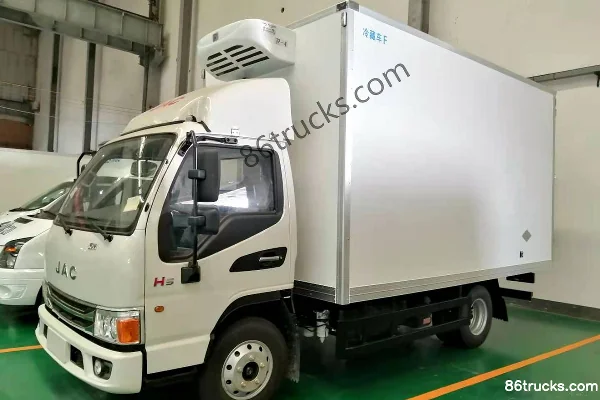 JAC Kangling H5 143 ch 4X2(6 roues) 4,03 m camion frigorifique (pont arrière 4T) Extérieur (2) | 86Trucks