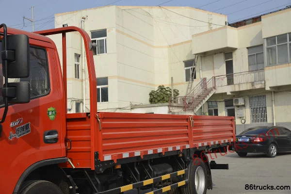 Dongfeng Duolika D7 Super Edition Leading Edition 165hp 4X2(6 wheels) 5.15m Single Row Flatbed Cargo Truck (China VI) Body (1) | 86Trucks