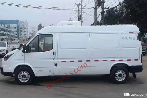 JMC Teshun 115 hp 4X2(6 wheels) 2.85 m refrigerated truck (Chengliwei brand) Exterior (3) | 86Trucks