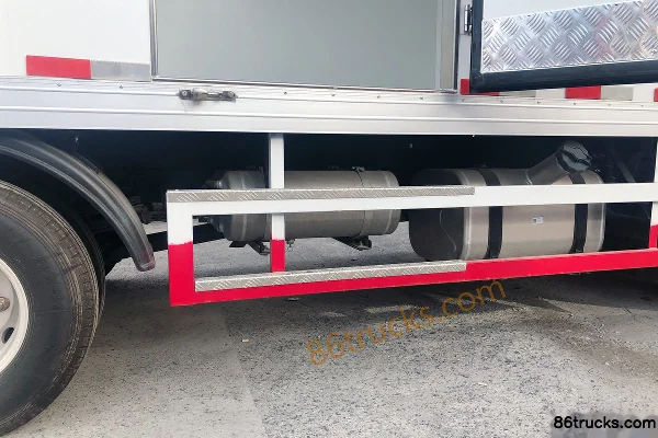 Dongfeng Kaipute K6-L 150hp 4X2(6 wheels) 4.09m Single Row Refrigerated Truck Chassis (1) | 86Trucks