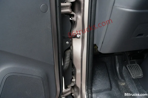 Hyundai Commercial Vehicle Shengtu H3 129 hp 4X2(6 wheels) 4.12 m Single Row Van Cargo Truck (5-speed) Cab (2) | 86Trucks