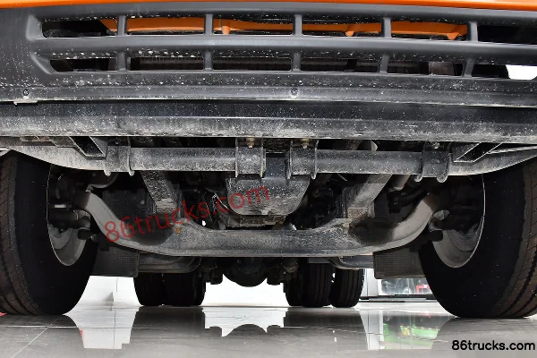 SAIC Hongyan Genlyon M500 Heavy Truck Standard Load Edition 450 hp 6X4(10 wheels) Tractor Truck Chassis (1) | 86Trucks