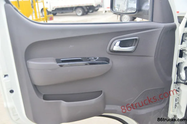 Foton Xiangling M2 1.6L 122 hp 4X2(6 wheels) Gasoline 3.3 m Semi-row Flatbed Mini Truck Cab (1) | 86Trucks