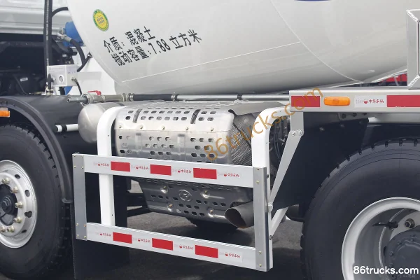 SAIC Hongyan Genlyon H6 350 hp 8X4(12 wheels) Concrete Mixer Truck Chassis (1) | 86Trucks