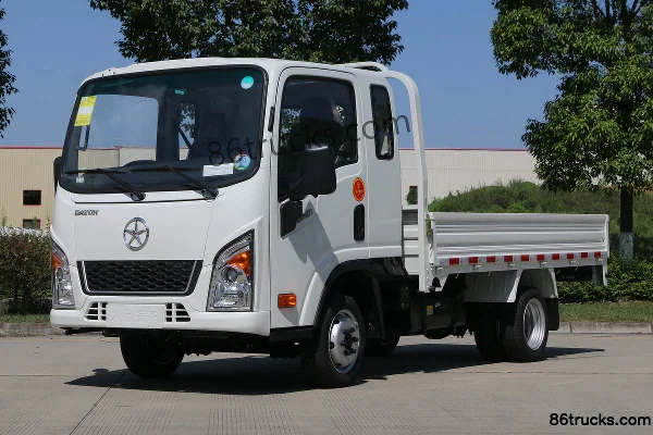 Dayun 116 hp 4X2(6 wheels) 3.67m semi-row flatbed light truck Exterior (3) | 86Trucks