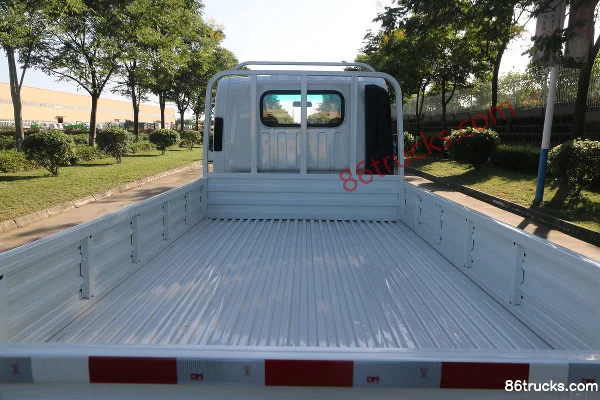 Dayun Gasoline Edition 129 hp 4X2(6 wheels) 3.05m double-row flatbed light truck Body (1) | 86Trucks