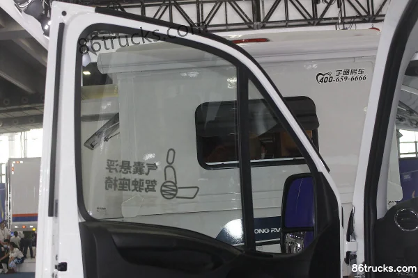NAVECO Ousheng 2021 C60-39 170 hp 4X2(6 wheels) 4.422m Box Cargo Truck (China VI) Cab (2) | 86Trucks