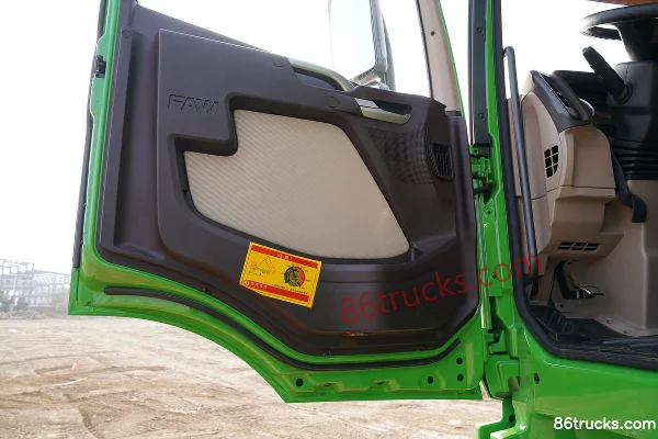 FAW Jiefang Qingdao JH6 Heavy Truck Pilot Edition 400hp 8X4(12 wheels) 5.6m Dump Truck Cab (2) | 86Trucks