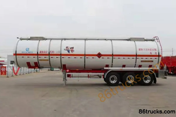 Kaile 46m³ Flammable Liquid Tank Semi-Trailer Exterior (2) | 86Trucks