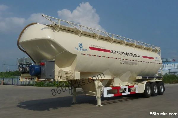 Kaile 61.5m³ Low-Density Powder Bulk Material Transport Semi-Trailer Exterior (2) | 86Trucks