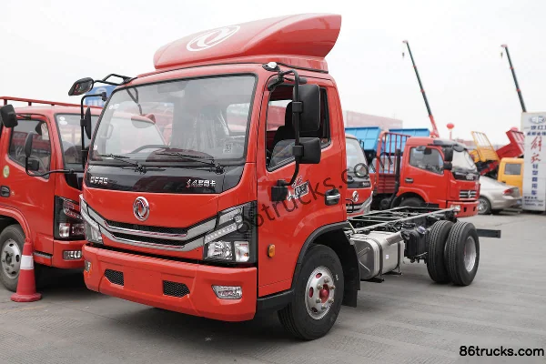 Dongfeng Duolika D6-L Ruineng Edition 130 hp 4X2(6 wheels) 4.17m single-row stake truck Exterior (3) | 86Trucks