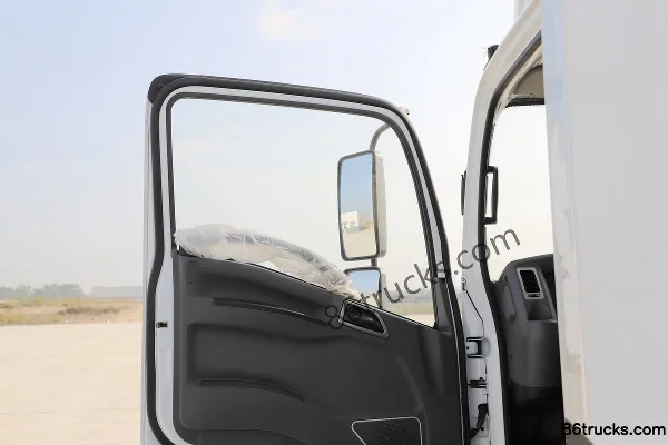 Yuchai New Energy EC301 4,5T cabine simple camion frigorifique 100% électrique 4X2(6 roues) (1) | 86Trucks